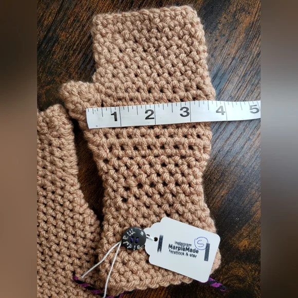 NWT* Handmade Fingerless gloves💜 super soft acrylic, MarpleMade Designs, almond - Picture 5 of 9